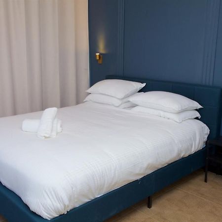 Hotel Moon Tlv - 4Th Floor Tel Aviv Esterno foto