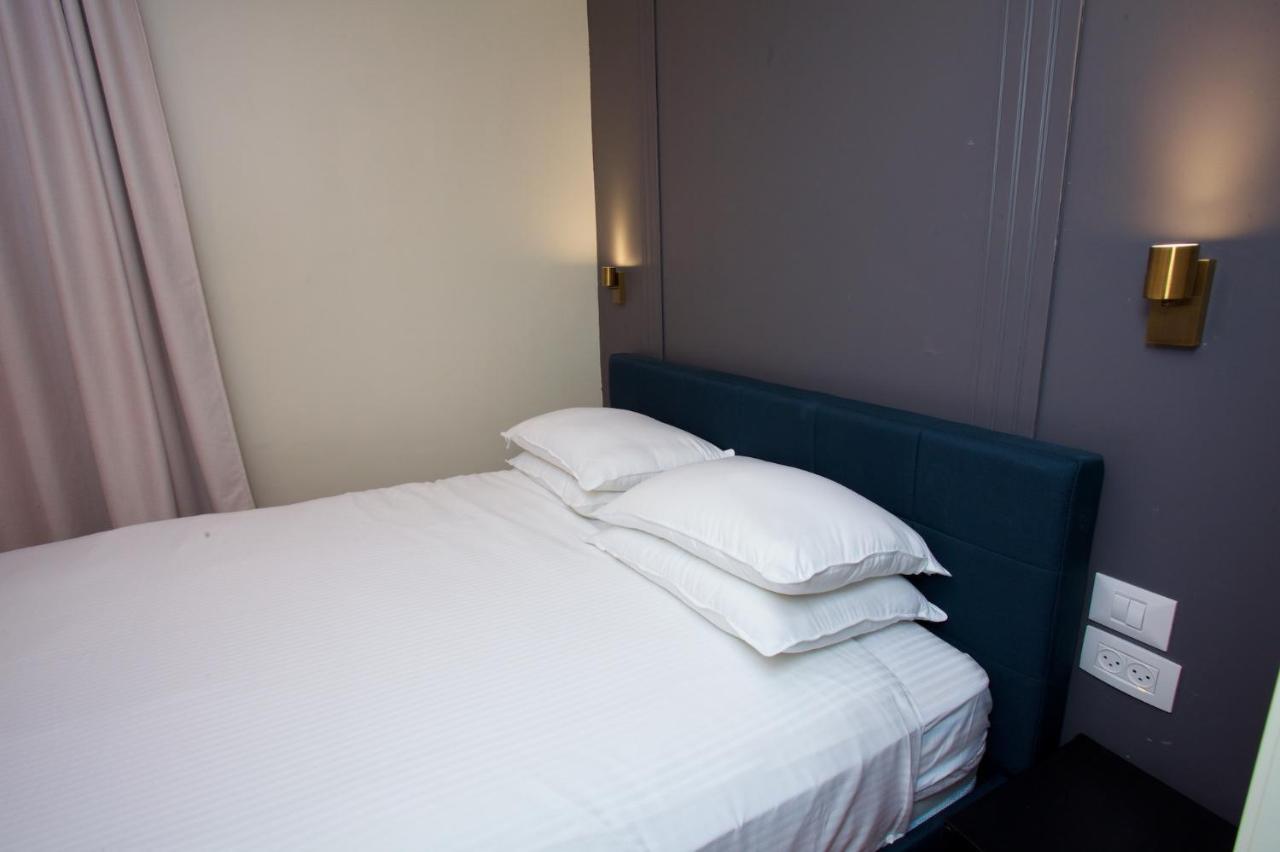 Hotel Moon Tlv - 4Th Floor Tel Aviv Esterno foto